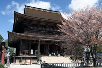 金峯山寺蔵王堂